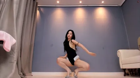 AfreecaTV主播兰BJ랑2021年4月8日直播视频舞蹈剪辑152057